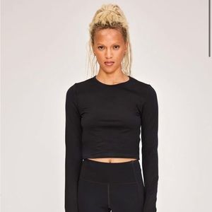 Girlfriend Collective Black ReSet Cropped Long Sleeve Small